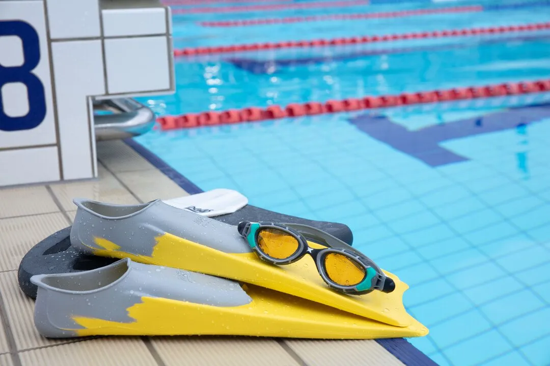 Schwimmsport Verkauf -Schwimmsport Verkauf Presentation Rubber Fins 1